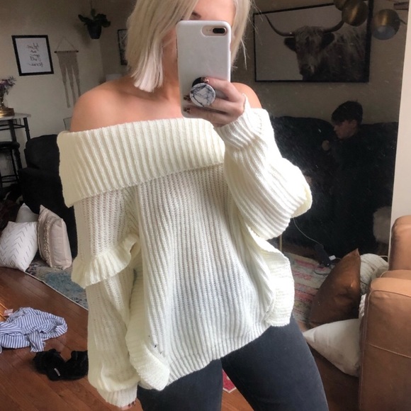 WORN ONCE ✨ SWEATER - Picture 2 of 2